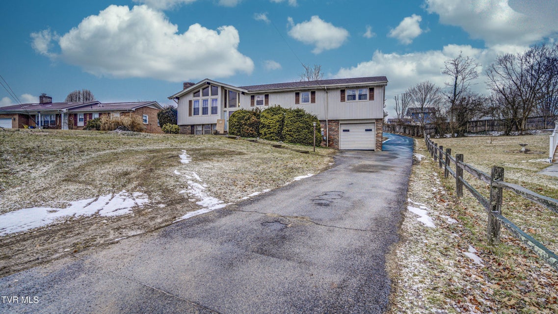 Photo #3: 341 Belmont Drive