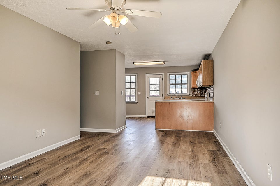 Photo #5: 570 Beaverview Drive