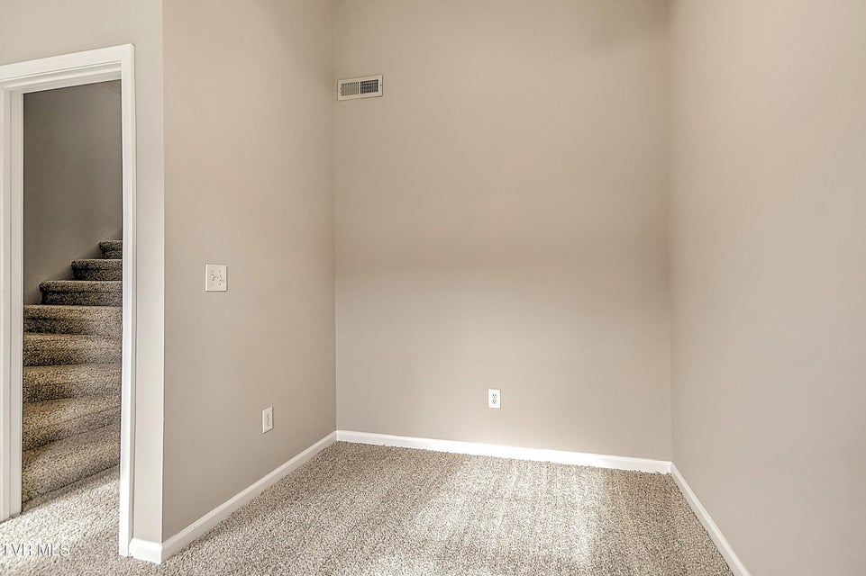 Photo #19: 570 Beaverview Drive