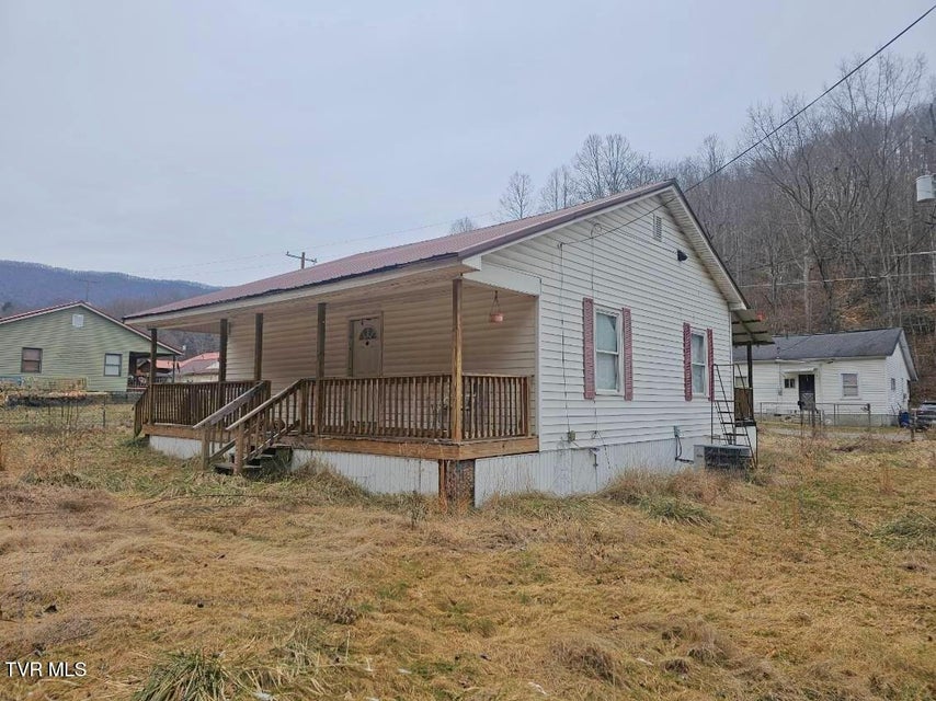 Photo #14: 726 Birch Street