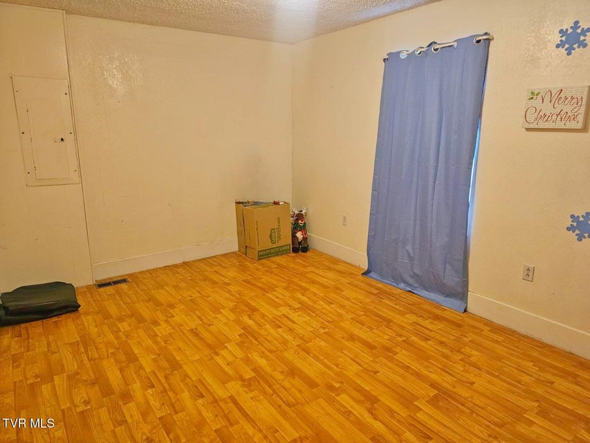 Photo #7: 726 Birch Street