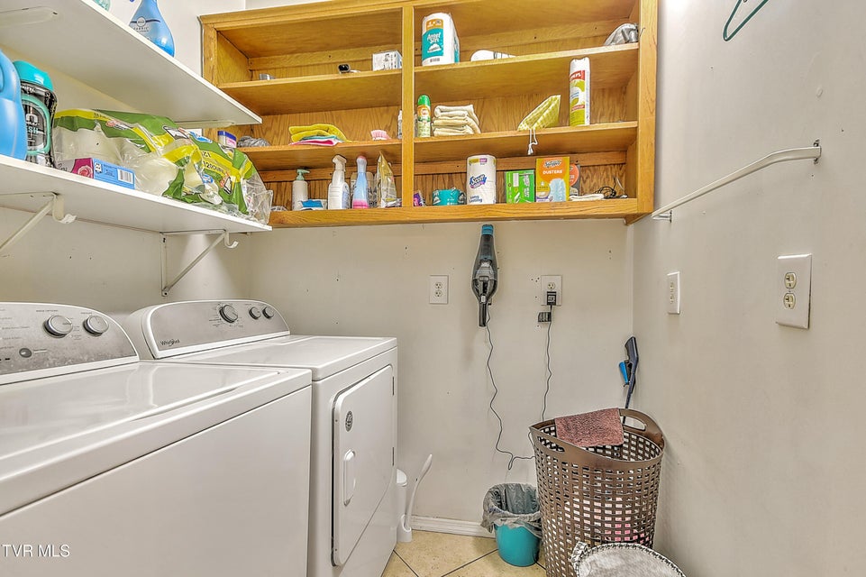 Photo #5: 1605 Mary Street