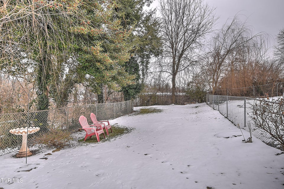 Photo #23: 1605 Mary Street