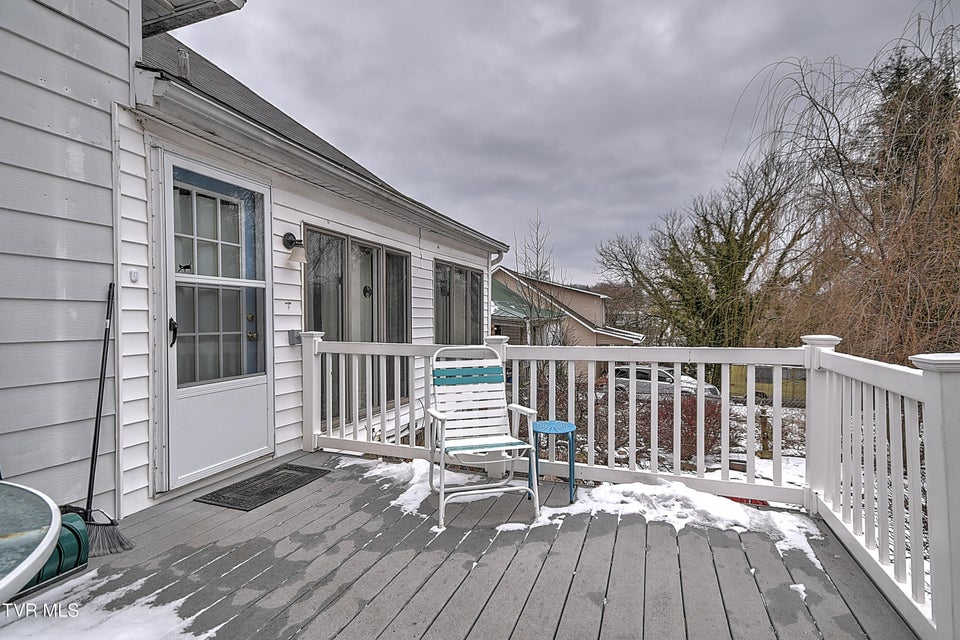 Photo #29: 1605 Mary Street