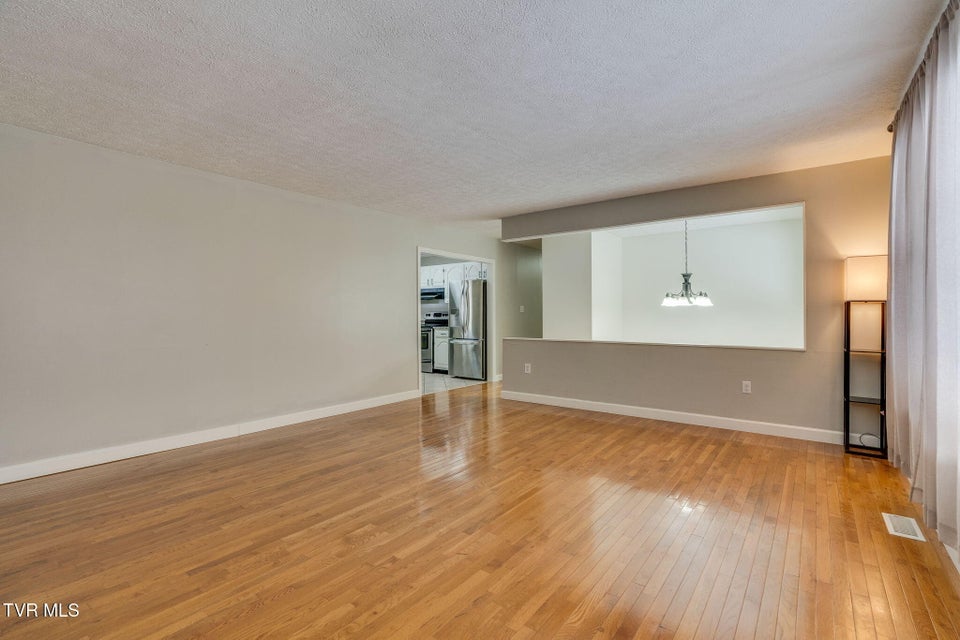 Photo #7: 135 Riders Drive