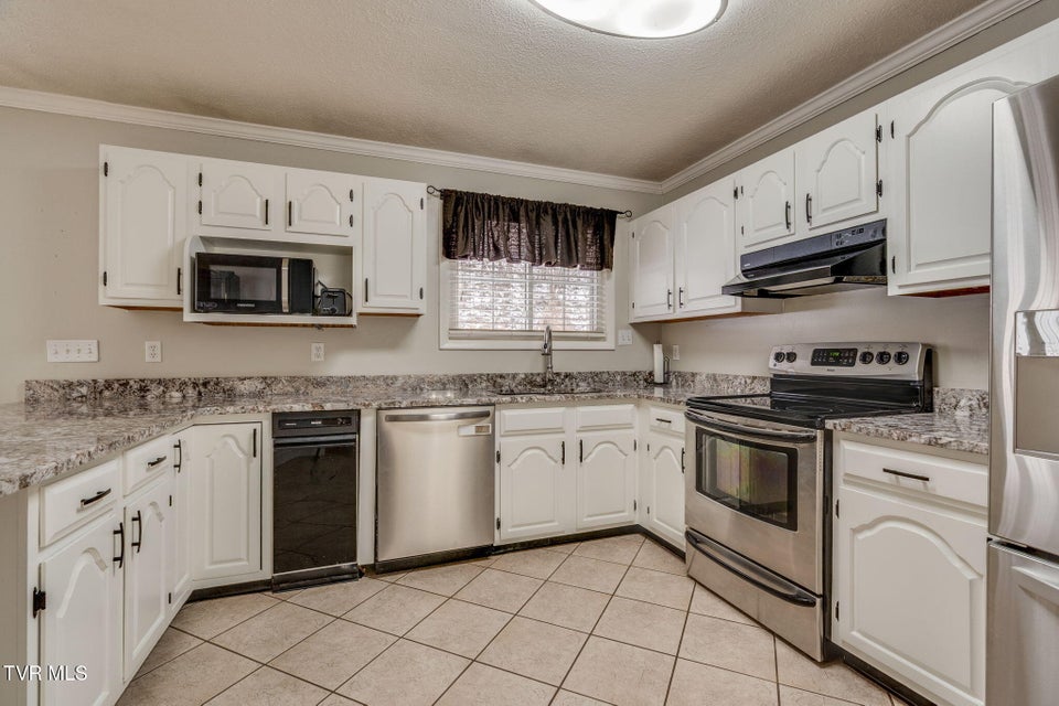 Photo #9: 135 Riders Drive