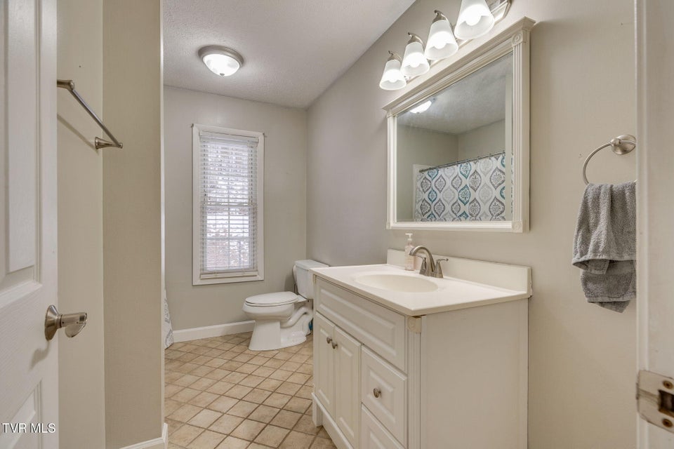 Photo #19: 135 Riders Drive