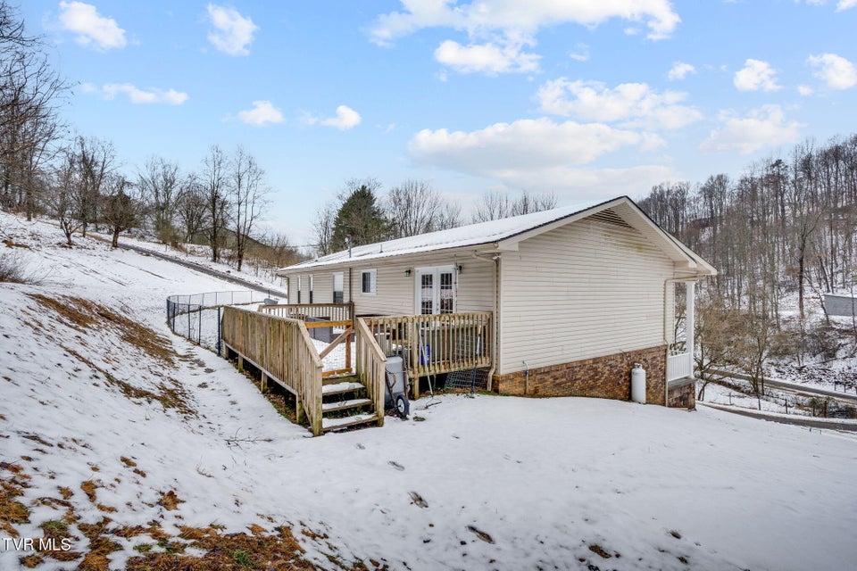 Photo #32: 135 Riders Drive