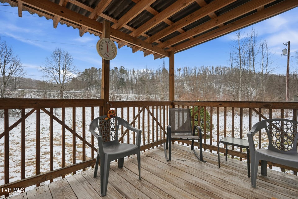 Photo #4: 1475 Hawthorne Road