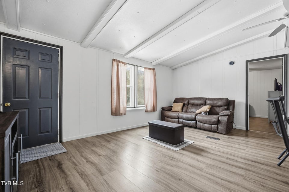 Photo #12: 1475 Hawthorne Road