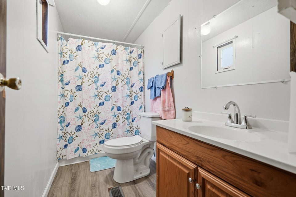 Photo #17: 1475 Hawthorne Road