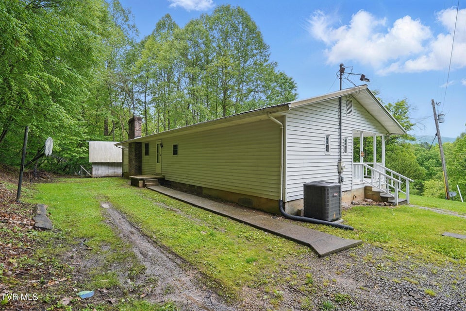 Photo #2: 430 Arrowhead Drive