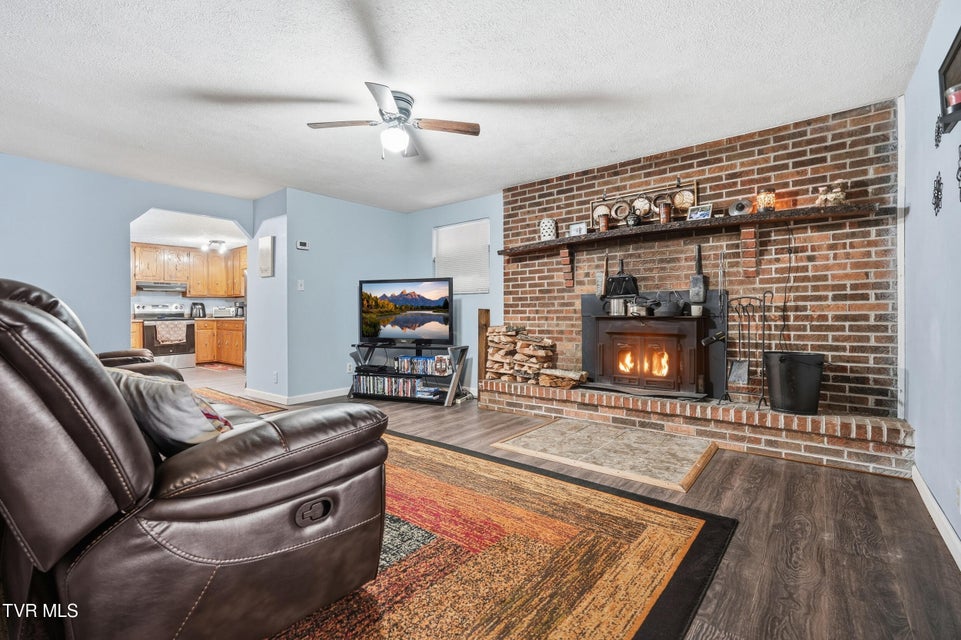 Photo #8: 430 Arrowhead Drive