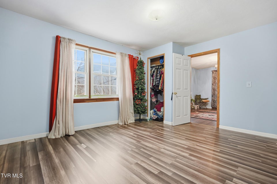 Photo #21: 430 Arrowhead Drive