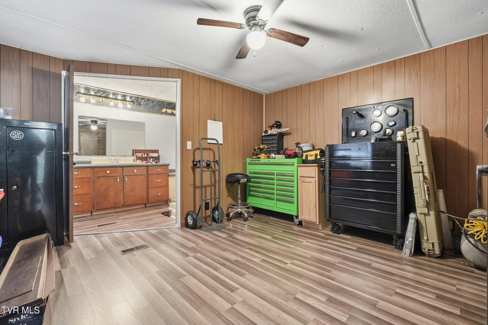 Photo #23: 430 Arrowhead Drive