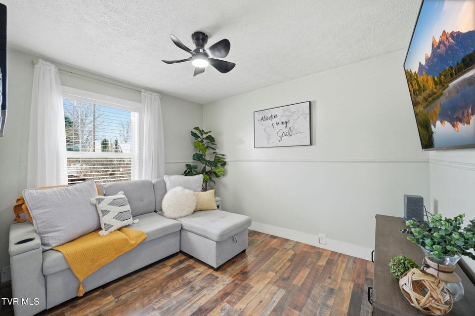 Photo #28: 502 Duke Street