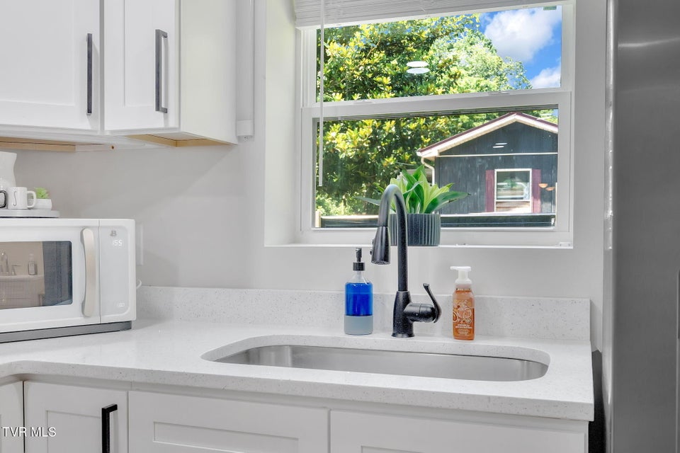 Photo #15: 108 Canter Road