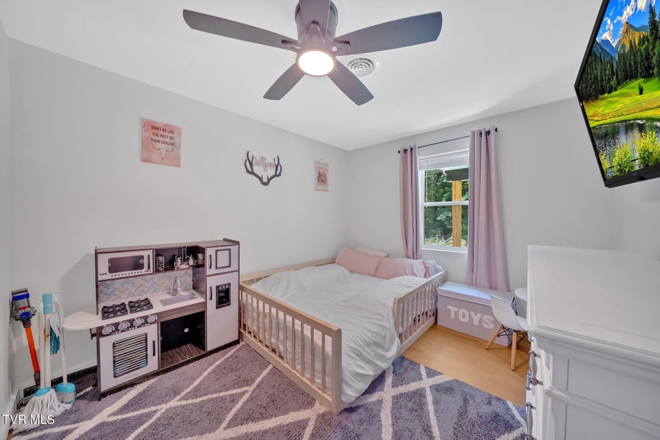 Photo #19: 108 Canter Road