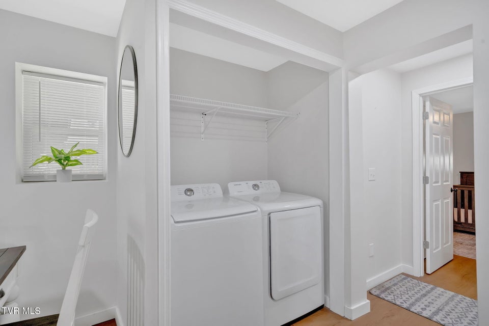 Photo #26: 108 Canter Road