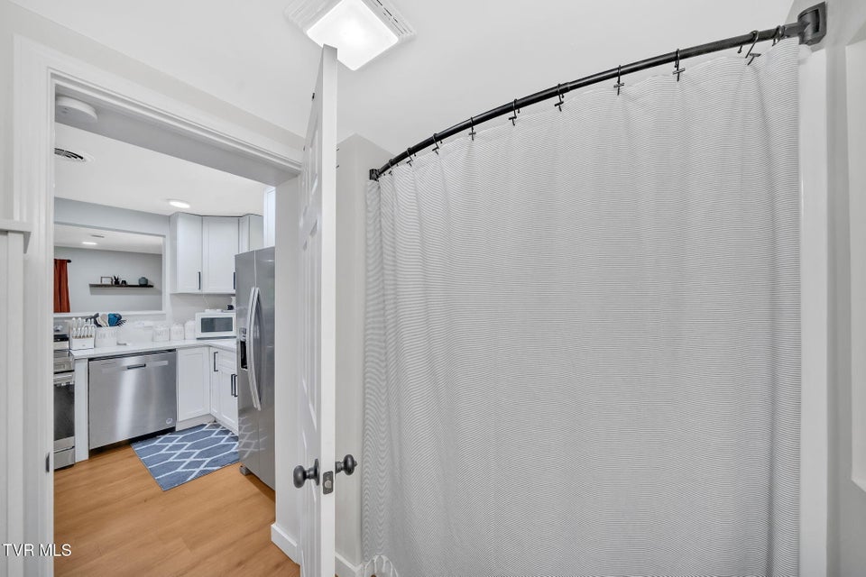 Photo #31: 108 Canter Road