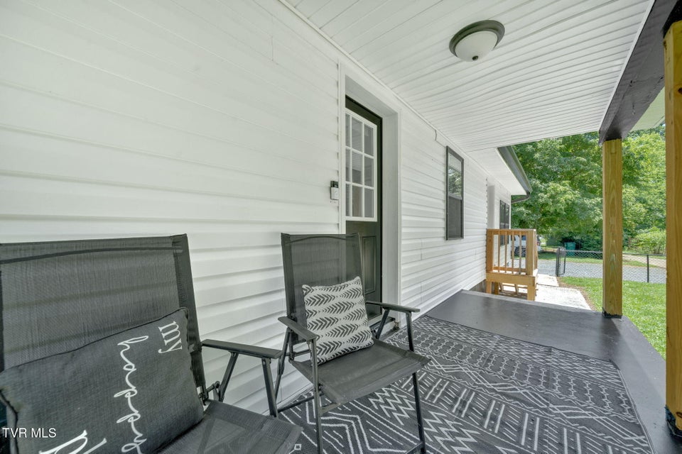 Photo #34: 108 Canter Road