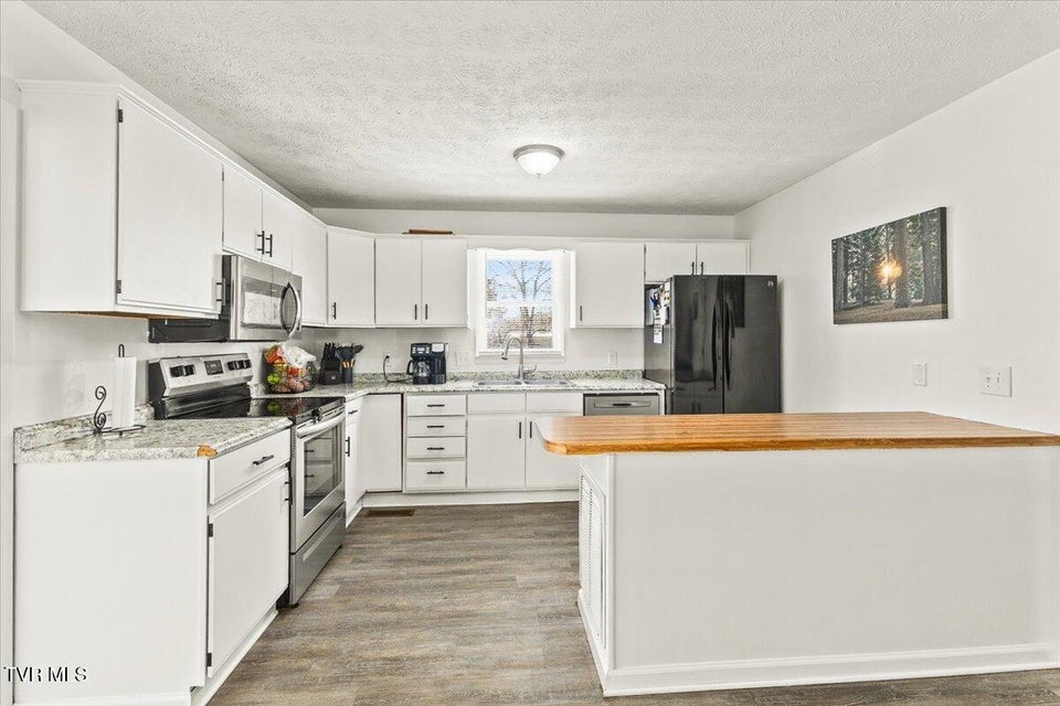 Photo #11: 144 Zeb Grindstaff Road