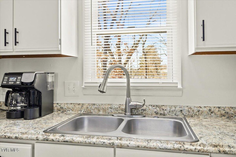 Photo #12: 144 Zeb Grindstaff Road