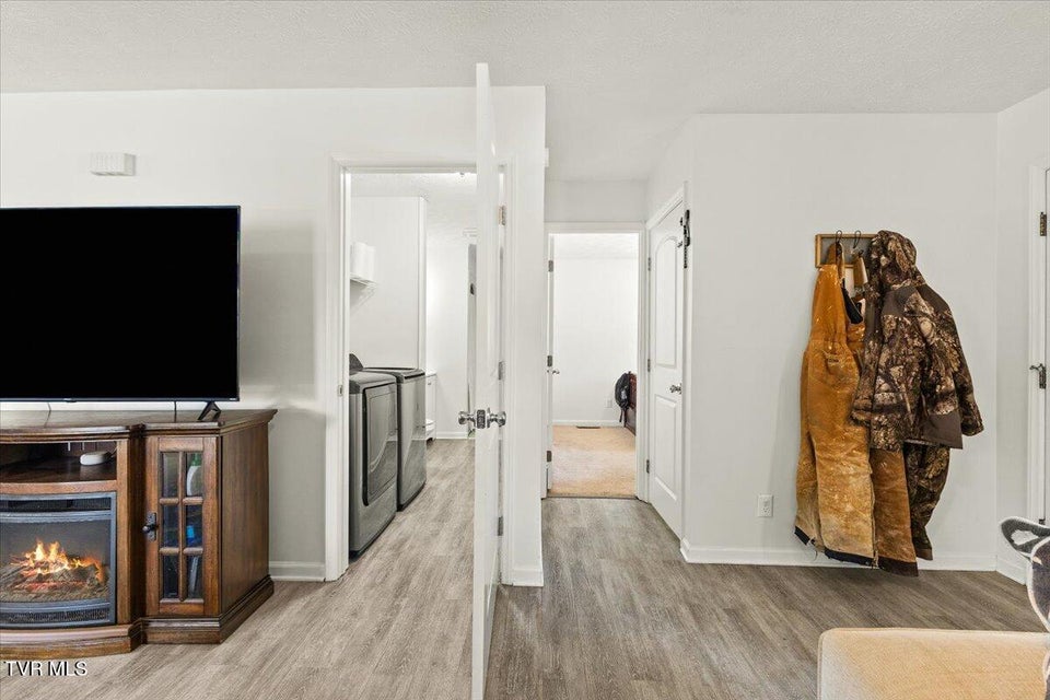 Photo #17: 144 Zeb Grindstaff Road