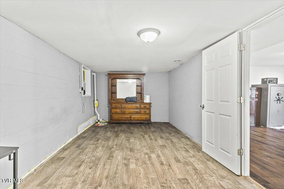 Photo #31: 144 Zeb Grindstaff Road