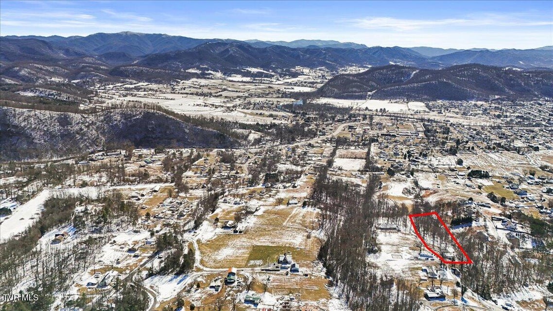 Photo #42: 144 Zeb Grindstaff Road