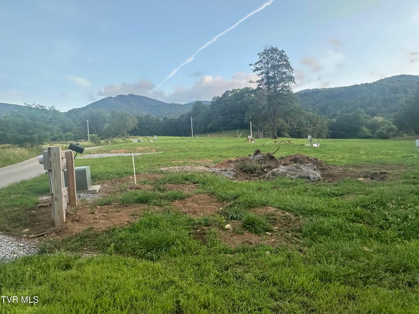 Photo #6: 137 Dyer Road