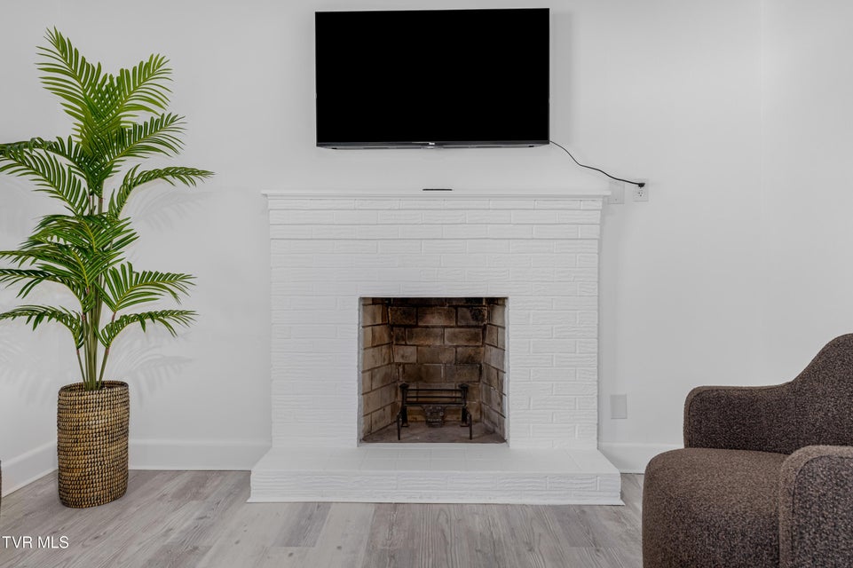 Photo #4: 114 Park Drive