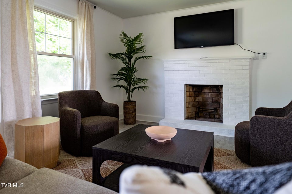 Photo #8: 114 Park Drive