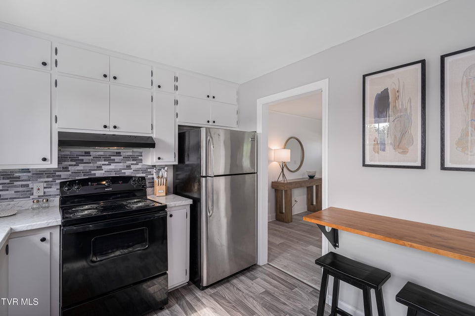 Photo #9: 114 Park Drive