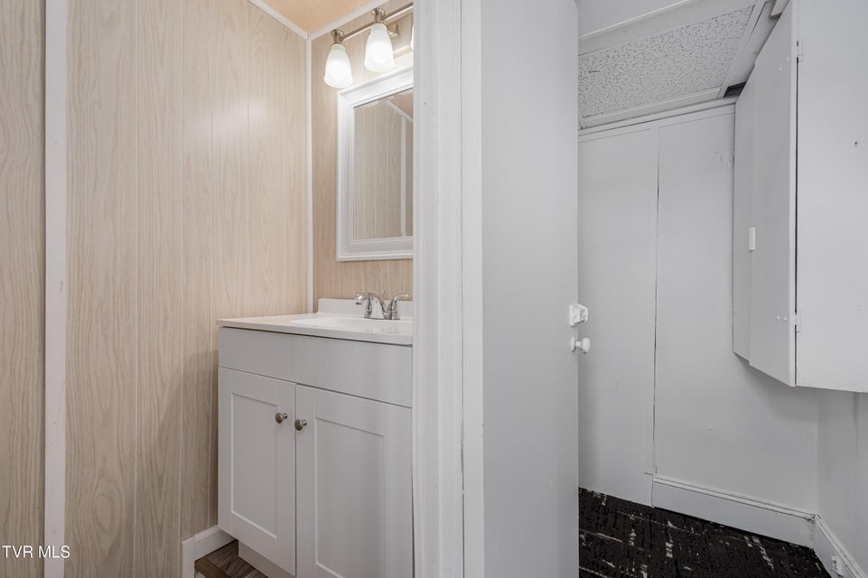 Photo #27: 114 Park Drive