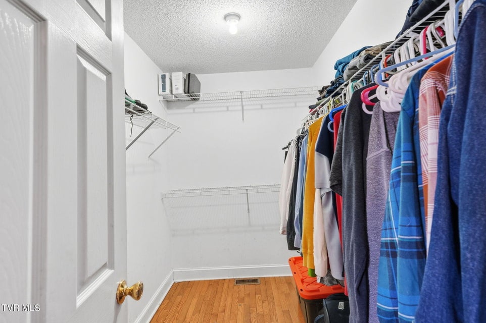 Photo #15: 807 Fain Avenue