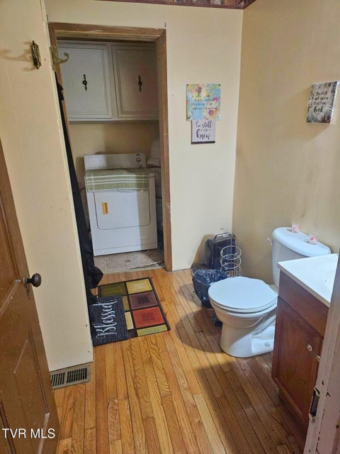 Photo #8: 726 Birch Street