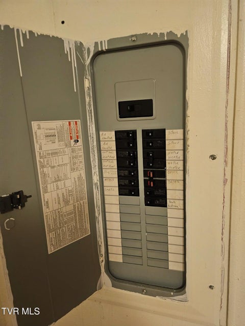 Photo #9: 726 Birch Street