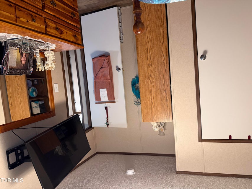 Photo #39: 220 Redwood Lane