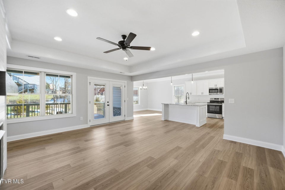 Photo #11: 560 Catalina Court