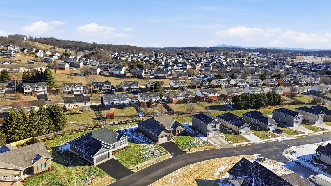 Photo #33: 560 Catalina Court