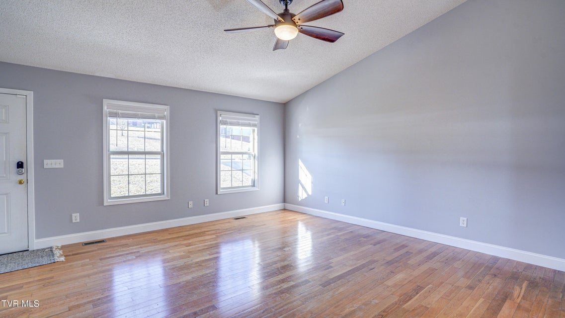 Photo #11: 602 Alfalfa Lane