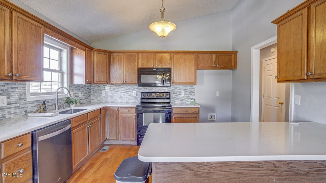 Photo #14: 602 Alfalfa Lane