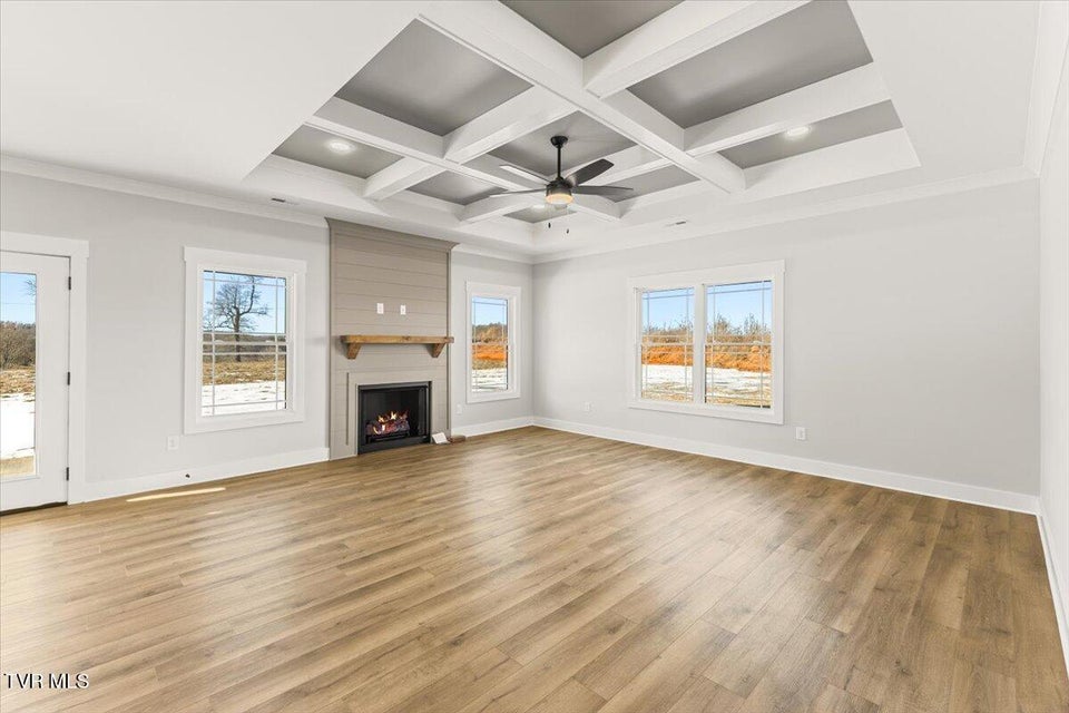 Photo #6: 954 Cabot Cove