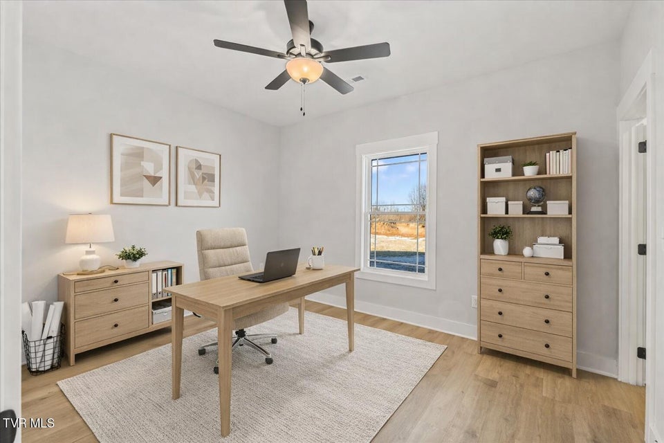 Photo #34: 954 Cabot Cove