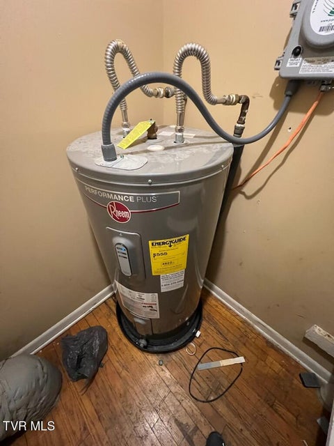 Photo #8: 702 May Drive