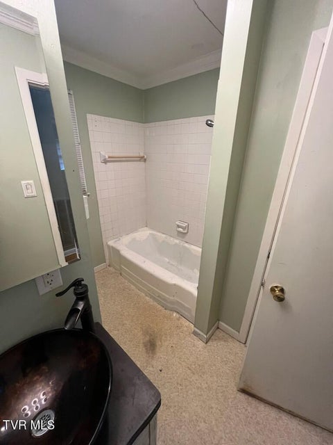 Photo #15: 702 May Drive