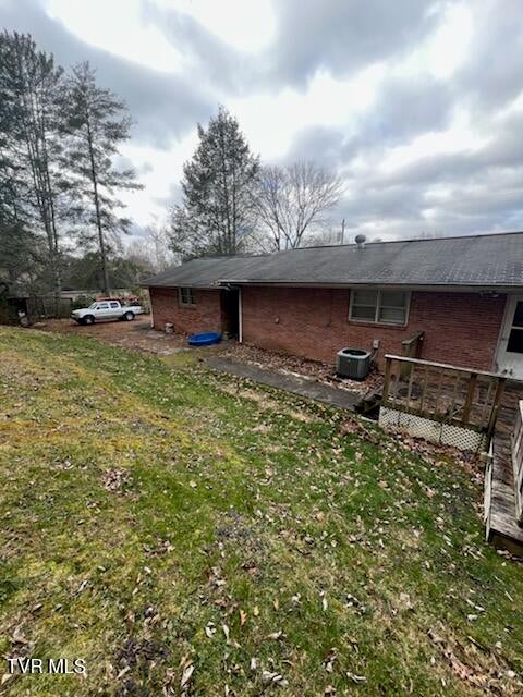 Photo #25: 702 May Drive