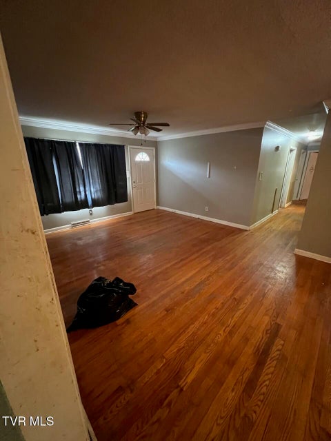 Photo #29: 702 May Drive