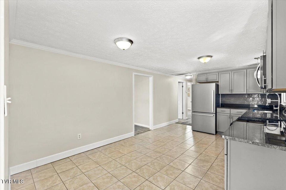 Photo #12: 212 Highland Circle